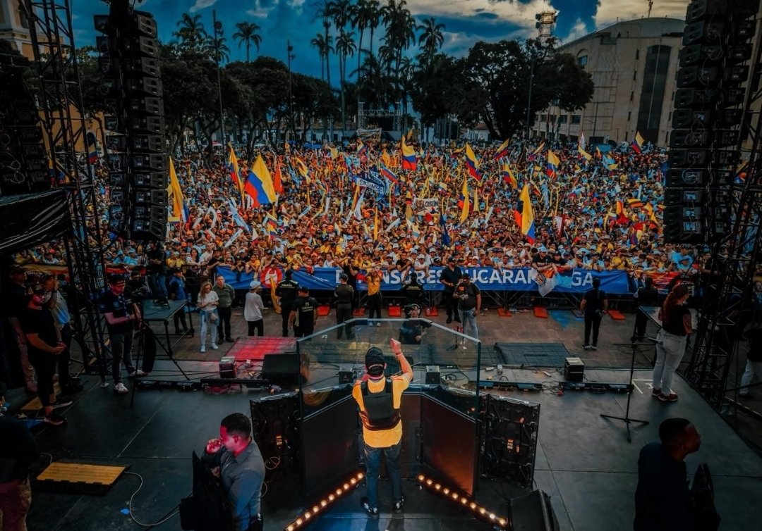 Santiago Mora tweet media