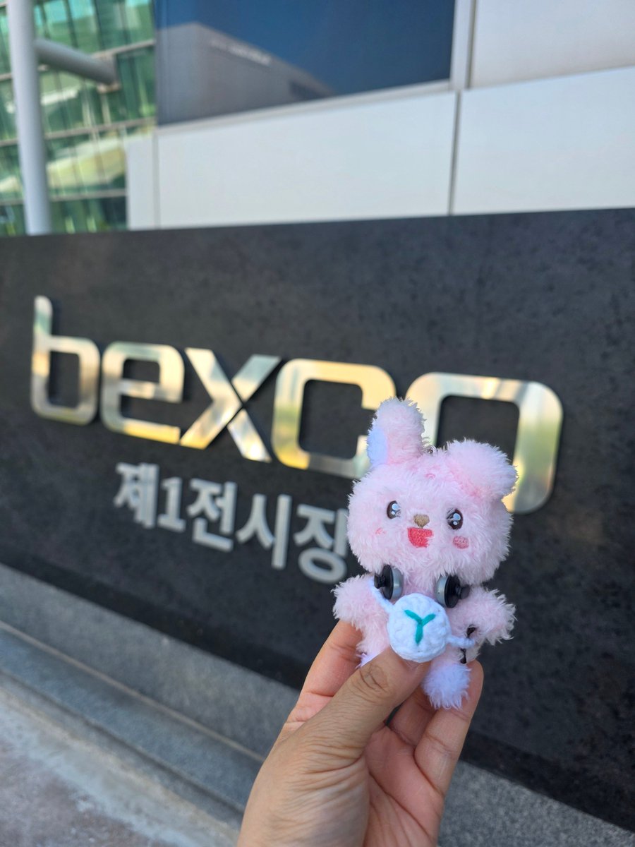 낭만 tweet media