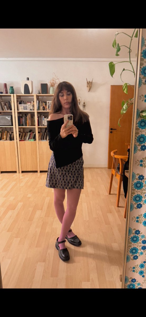 ines_capricornio 💚 tweet media