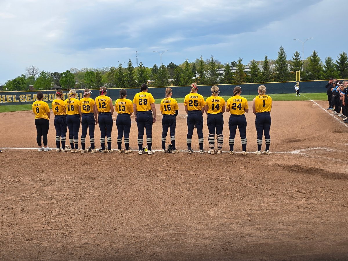Chelsea Softball tweet media