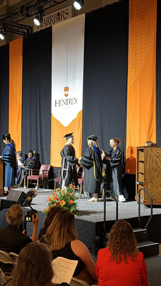 MonicaSWilliams's tweet photo. After 4 years of hard work, long days, endless papers &amp;classes, playing collegiate lacrosse and making new friends.. my wonderful son graduated from @hendrixcollege! I'm so proud of you Austin! https://t.co/VSJ3z5VDL9