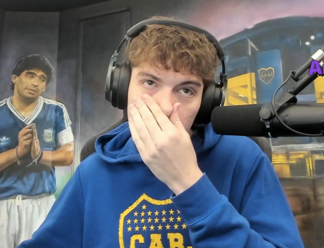 DAVOOXENEIZE Out Of Context tweet media