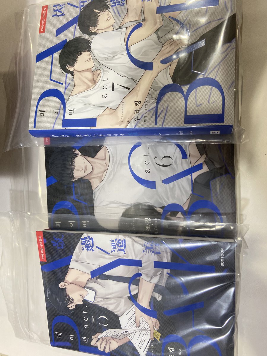 querenxca's tweet photo. ปล่อยต่อนิยายเพย์เเบค Payback เล่ม 5,6,7 
เปิดอ่าน 1ครั้ง 
พรีมา 1,340 ส่งต่อ 1,000 พร้อม ของแถมในเล่ม
📍สนใจเด็ม หรือขอรูปเพิ่มเติมได้ค่า
#นิยายวาย #เพย์เเบค #Payback #ปล่อยต่อนิยายpayback #นิยายวายมือ2 #ปล่อยต่อนิยายวายมือ2 #นิยายมือ2 #นิยายวายแนะนำ https://t.co/zlO5XtNN7F