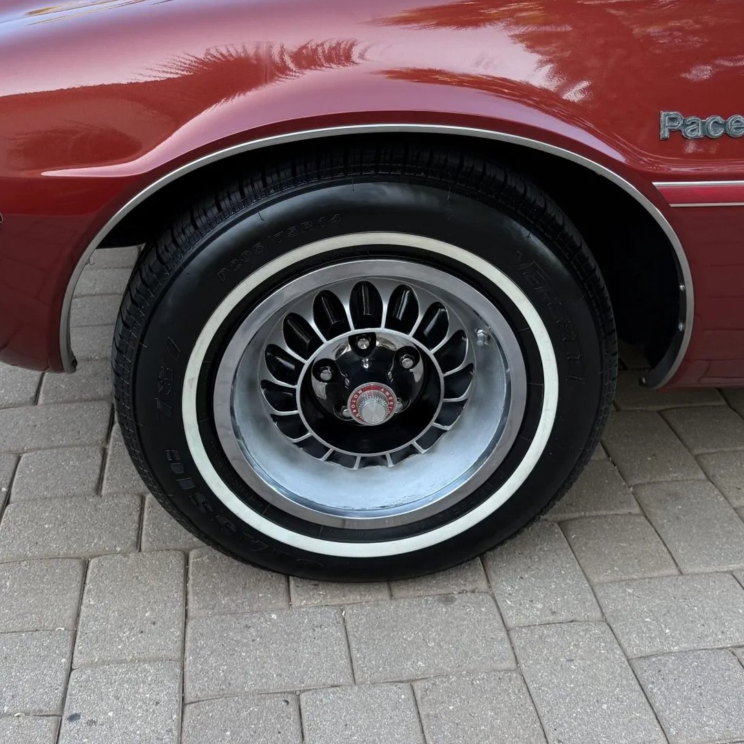 Bringatrailer's tweet photo. "Small was never this wide."

https://t.co/uevuItox8X https://t.co/aBtajcLie0