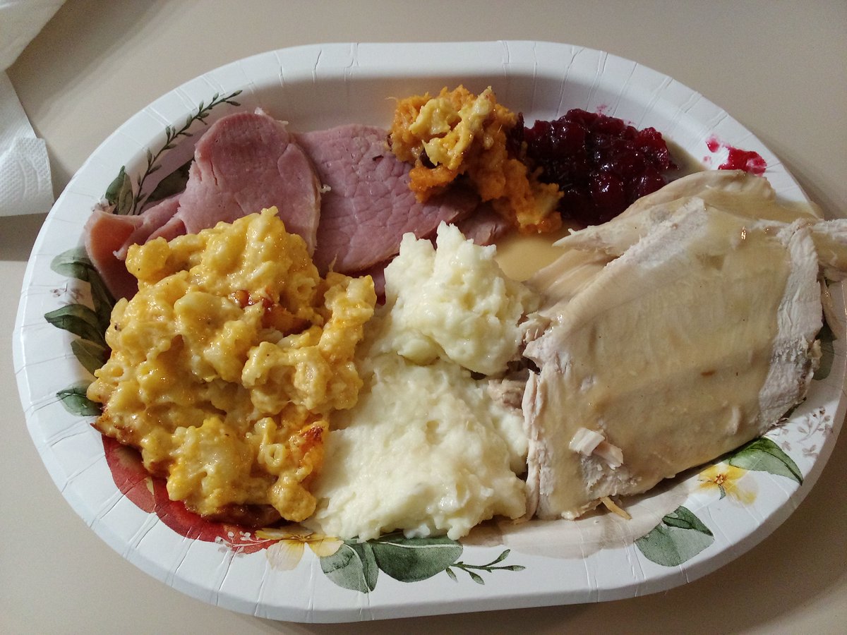 Someotherguy55's tweet photo. My Thanksgiving dinner 26 weeks ago. It will probably look similar 26 weeks from now. https://t.co/MI64M2bGQ3
