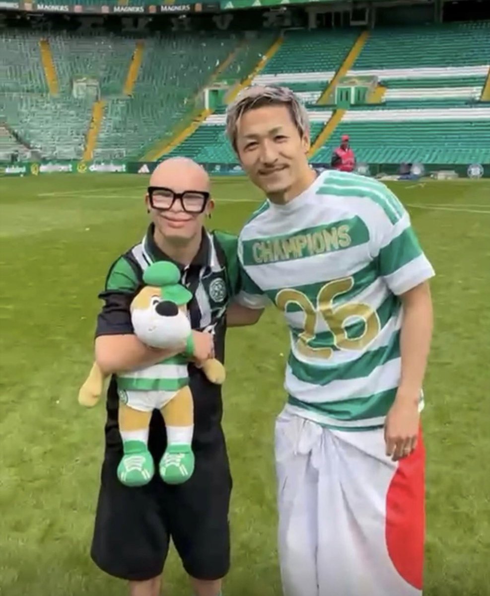 BarbaraMcMahon8's tweet photo. My wee pal 💚 https://t.co/8EwgJuIixC