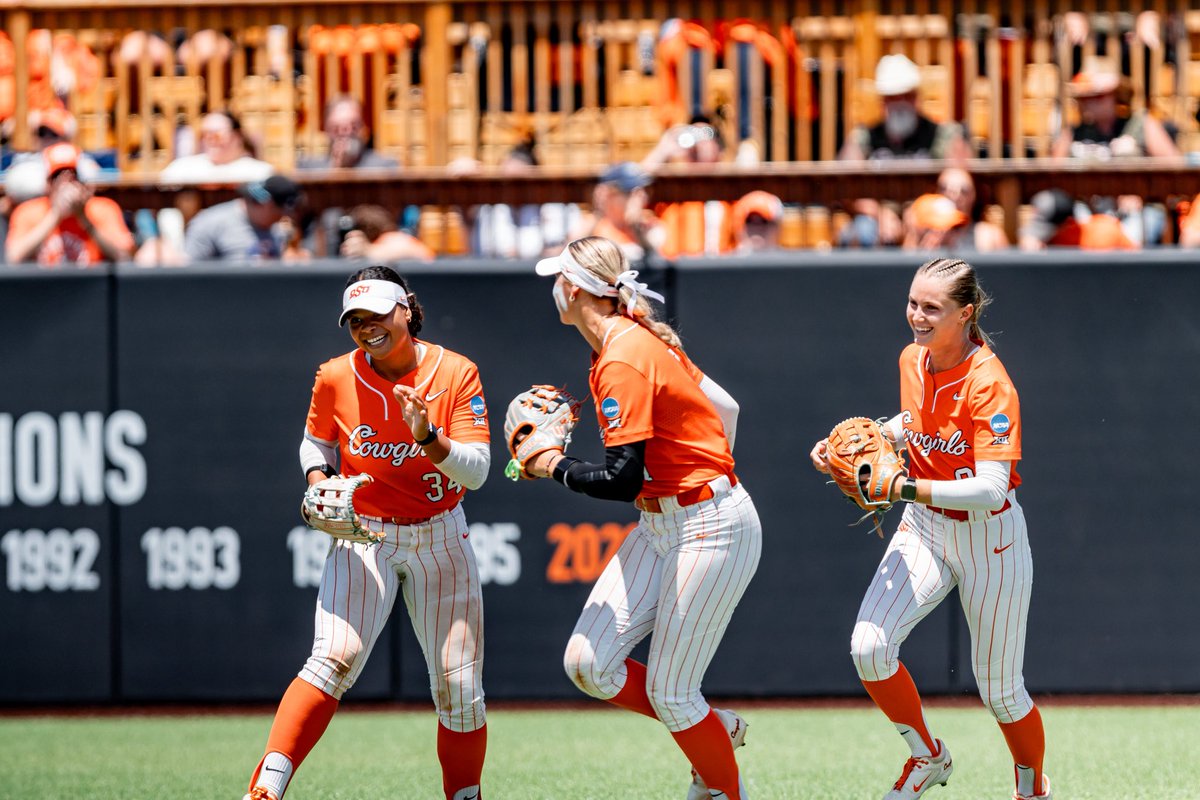 cowgirlsb's tweet photo. Win No. 40 ✅

#GoPokes https://t.co/7mt9oeGRgO