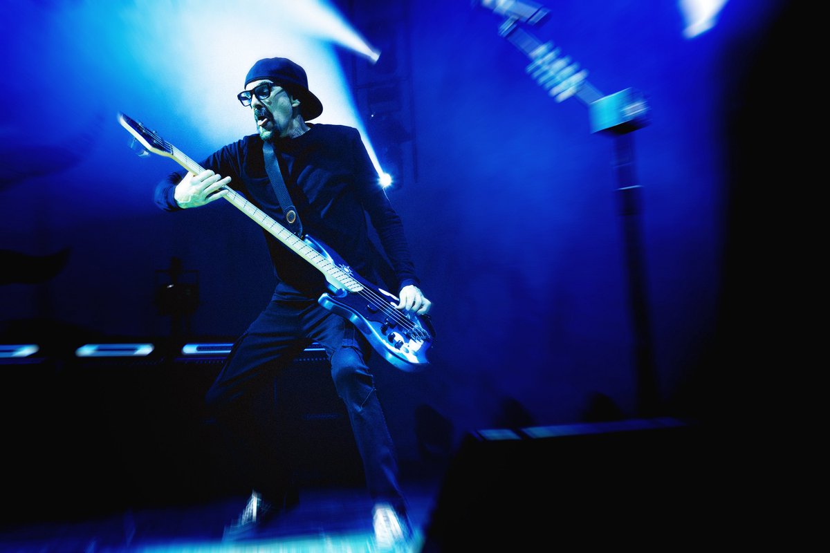 Godsmack tweet media
