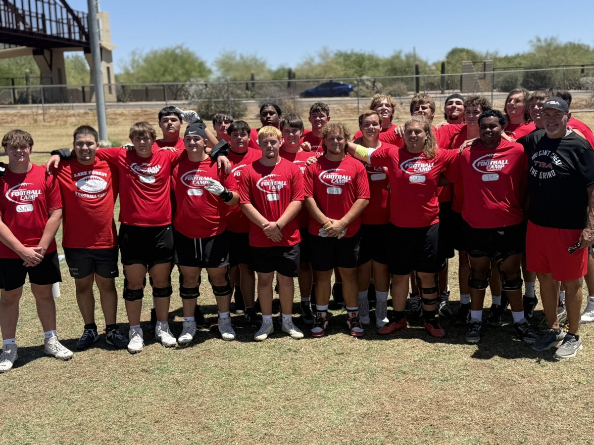 AsherBPeters's tweet photo. Had an great time today at lake Forrest football camp. Got in some good reps and put in some hard work and I was blessed to meet some coaches @RonTBAOL @johnheffron40 @CoachBardes https://t.co/HMt0iDnOOt