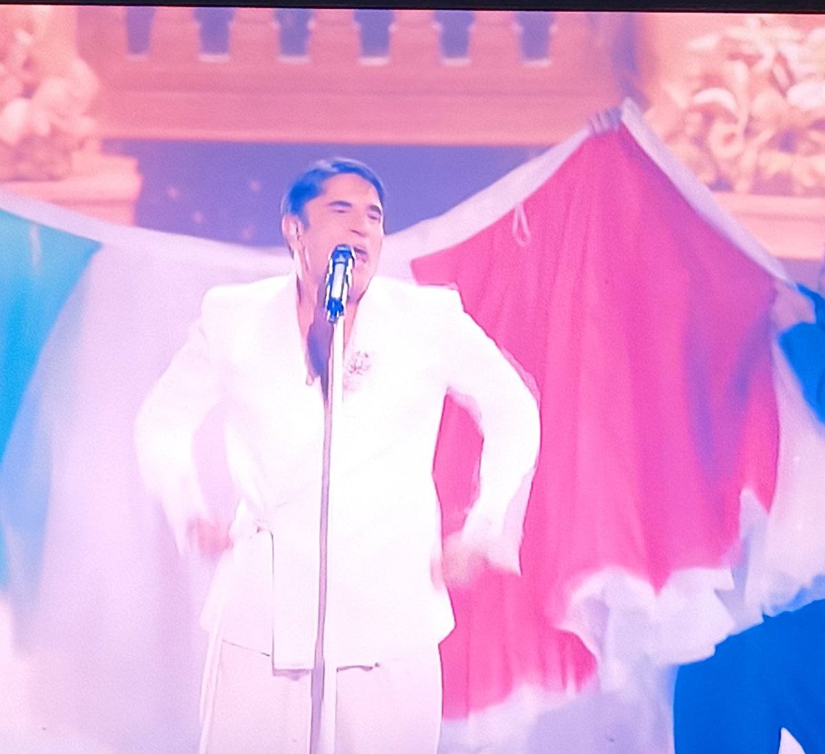 Rickmarcellitr's tweet photo. #escita Con @SalDaVinci a @Eurovision is the #madeinitaly 
#persempresi @EurovisionRai https://t.co/AyhzJyYVEB