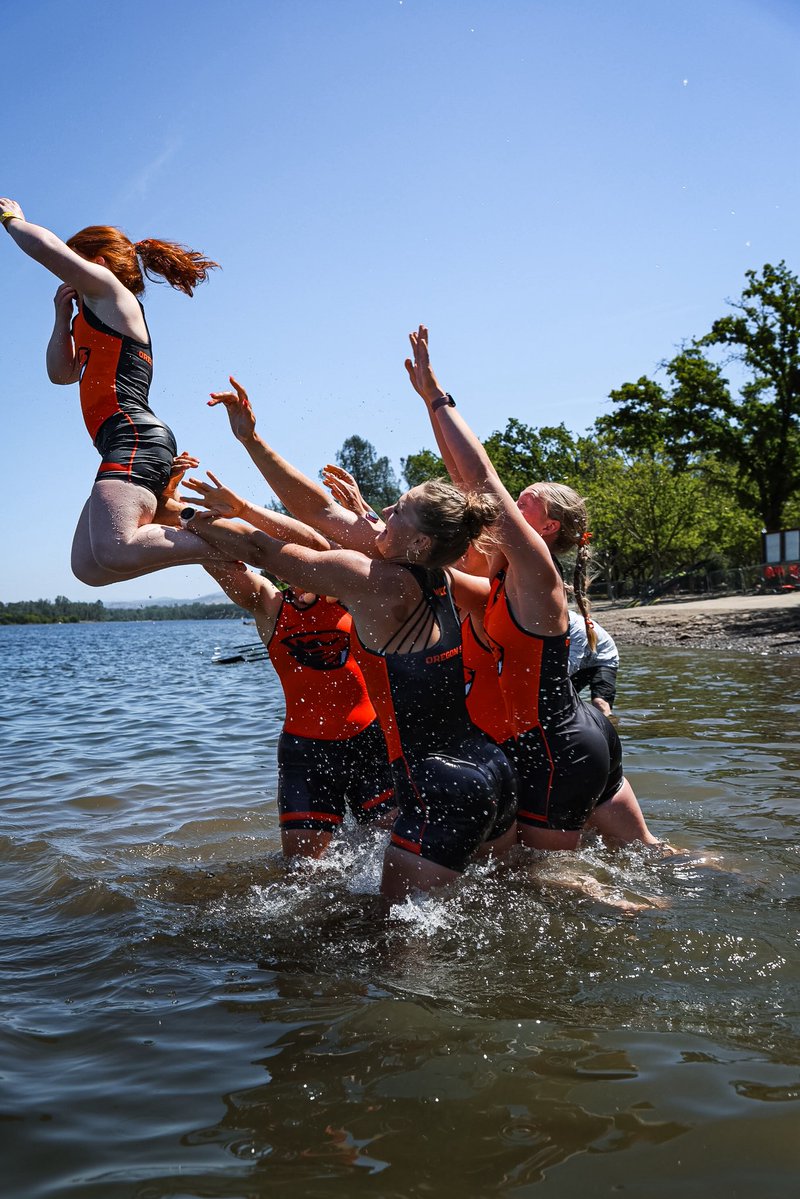 Oregon State Women's Rowing tweet media