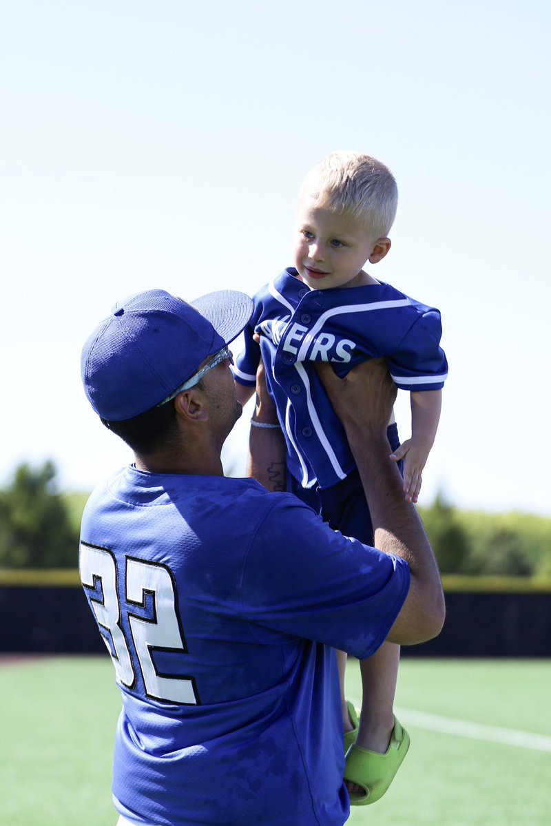 GVSU Baseball tweet media