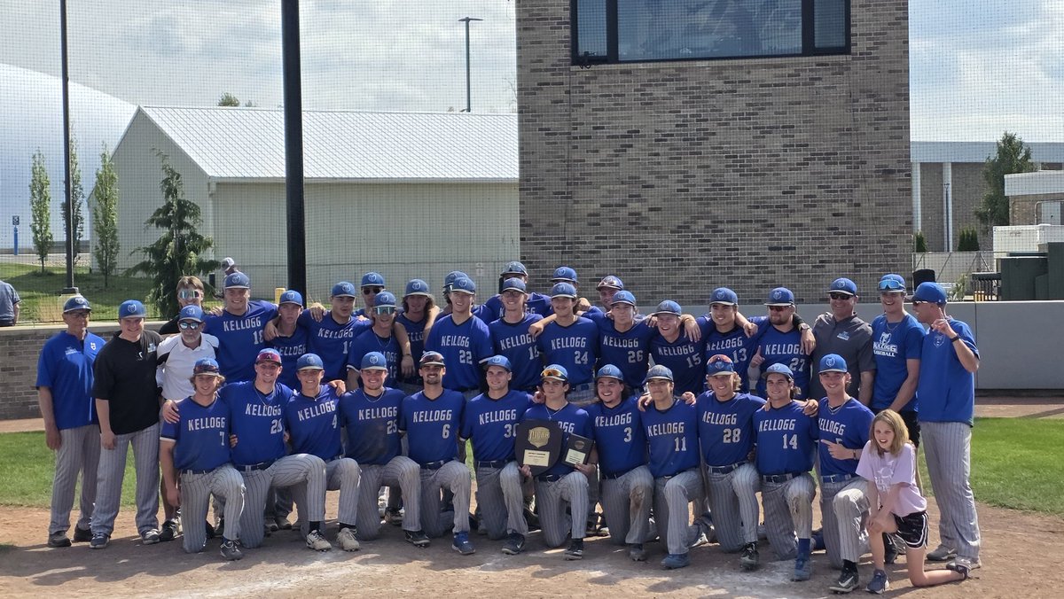 PWatsonII's tweet photo. @Kellogg_CC @KelloggBruins have done it - @NJCAARegion12 Championship.  Enid, OK here we come for the @NJCAA World Series. #WatsUpAtKCC https://t.co/zrg55YQMM1