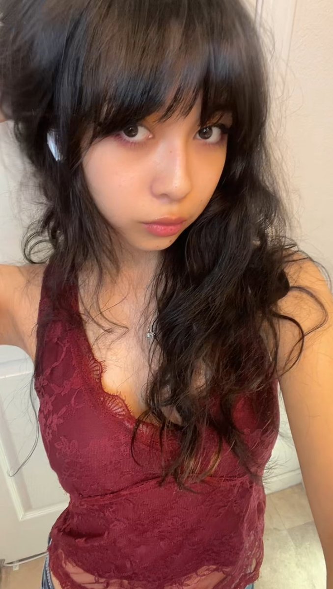 kiki tweet media