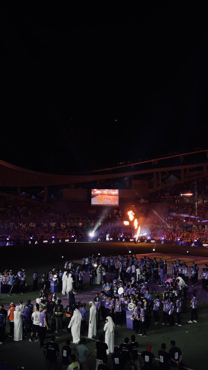 7amdan1_0's tweet photo. A Night To Remember✨💜 https://t.co/8wEk2DgeXB