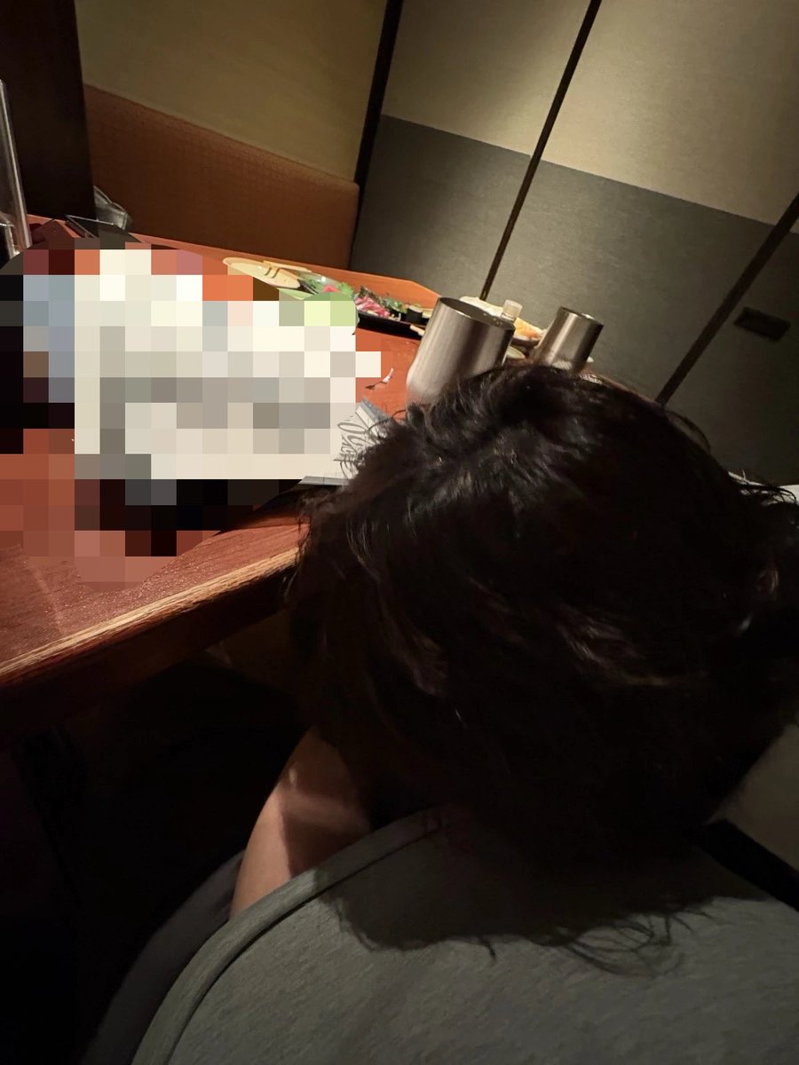 ますたー tweet media