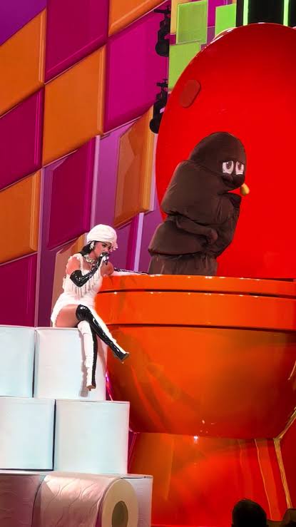 CADELA DA LADY GAGA 💅 tweet media
