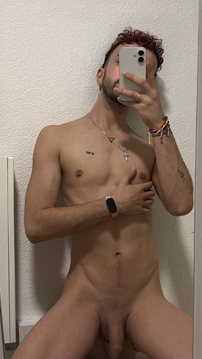 P4uletbl0ck tweet media