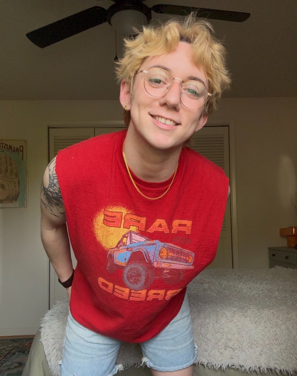 Spencer_sunboy's tweet photo. Hi☀️ I'm Spencer

I post a bunch of porn here:
Fansly: https://t.co/oLmifUtt9e
Manyvids: https://t.co/UdWrOjPw3X 

Follow my other socials: https://t.co/UWbngDpnaI 

‼️join my discord to get notified when I livestream for free on fansly: https://t.co/Xg6Hcbwpda https://t.co/Q6e46A39GK