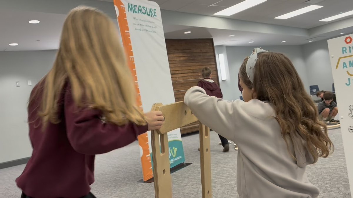 LCSDFoundation's tweet photo. Who helped make it happen ➡️ who it was all for. Over the past 2 weeks, 3rd-5th grades toured @LauderdaleCSD CTE Center &amp; explored the Children’s Museum traveling exhibit, Rigamajig®. Experiences like this help career convos start &amp; encourage students to imagine their future. https://t.co/YHVERJT17B