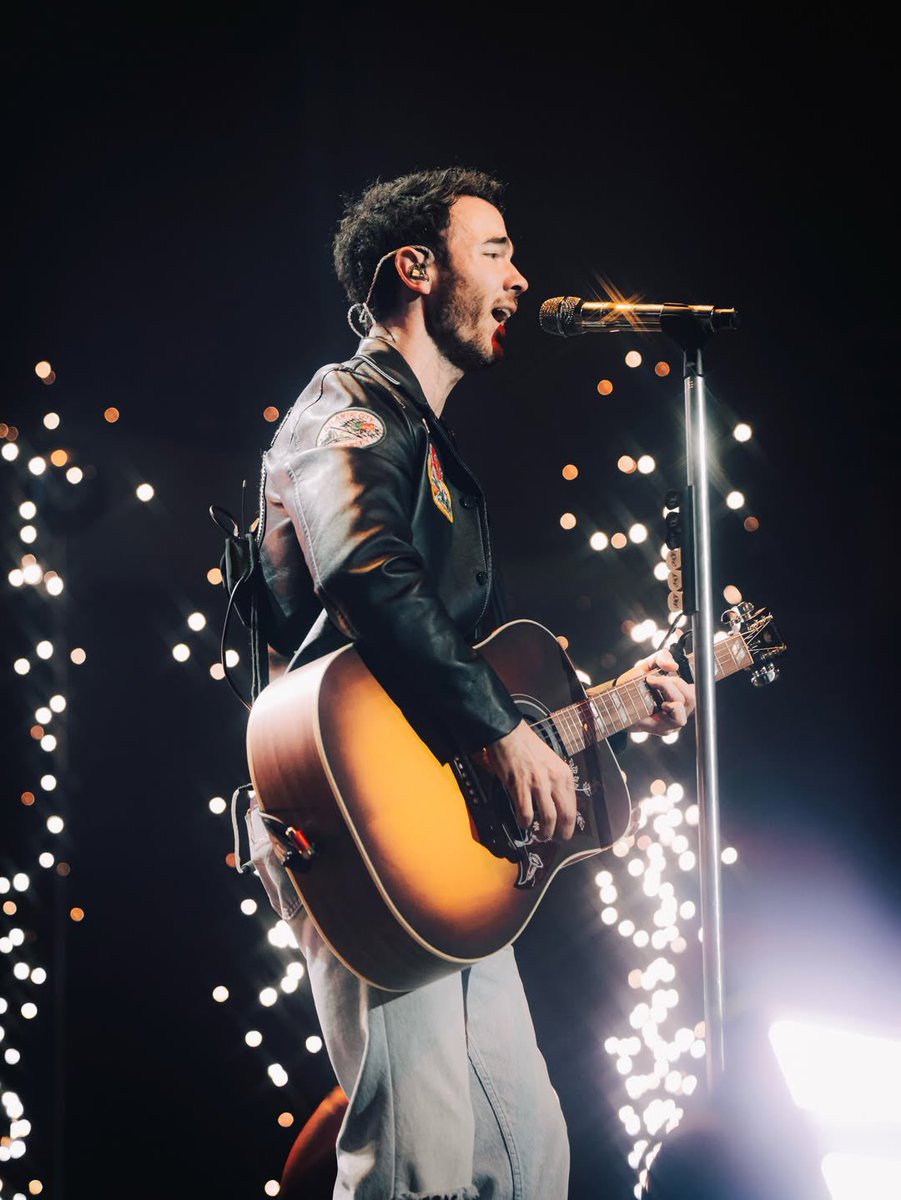 Jonas Brothers Daily News 🩵 tweet media
