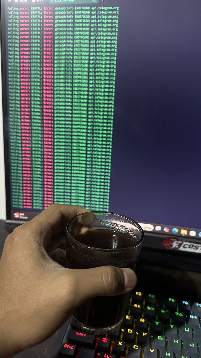 Darma150's tweet photo. POV
Ketika baru ngopag udah disambut eror.
Congrats, ucap orang yang mempunyai penyakit hati🤣
Jangan lupa ngopag ser https://t.co/hWLkUv5VKz