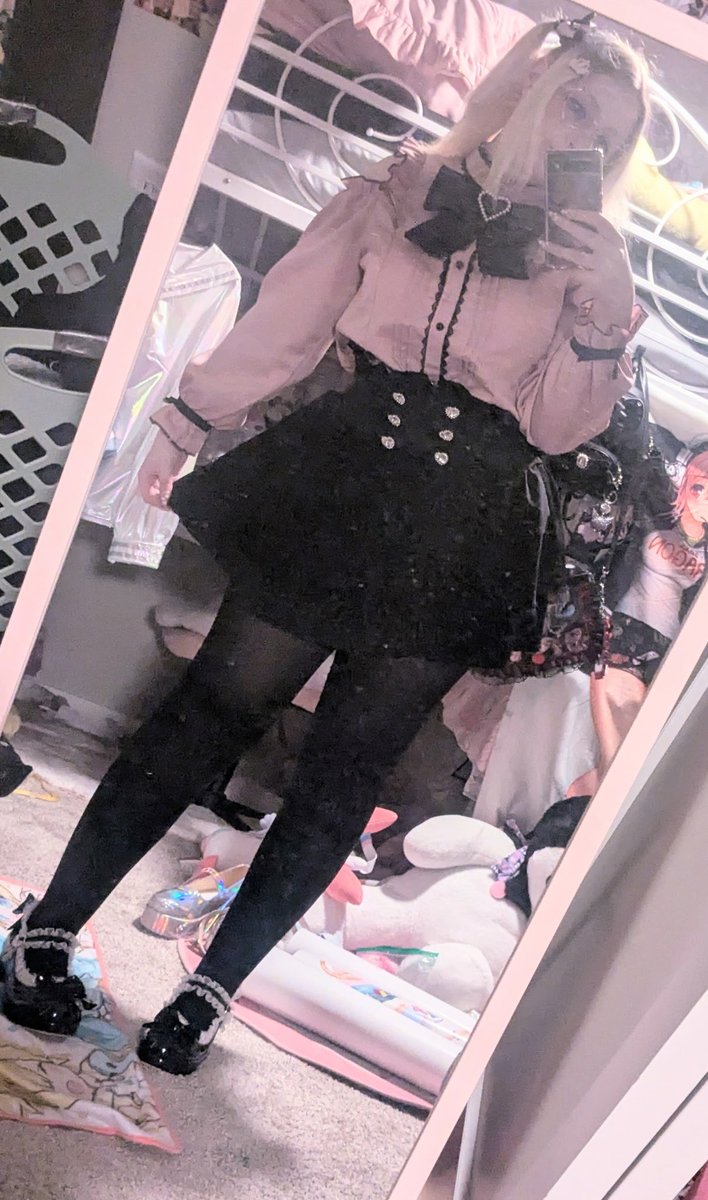 ♡𝔜𝔬𝔲𝔯 𝔓𝔯𝔦𝔫𝔠𝔢𝔰𝔰♡ tweet media