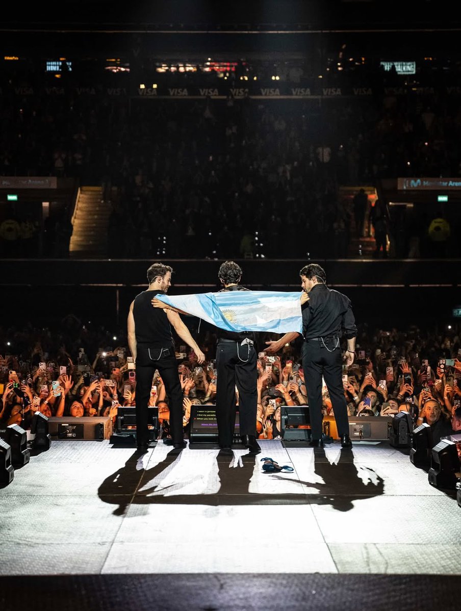 Jonas Brothers Daily News 🩵 tweet media