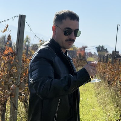 Moises22933421's tweet photo. #NuevaFotoDePerfil https://t.co/ZJPJ4n6BIL