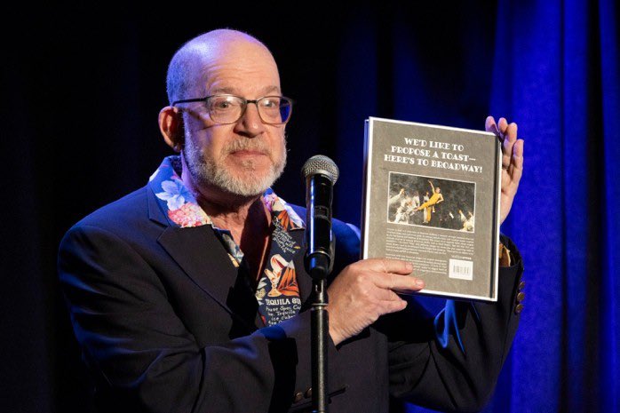 Societybees's tweet photo. Hamptons Summer Songbook by the Sea Returns for 3rd Annual Friendraiser.

#hamptons #summersongbook #friendraiser #livemusic #communityevent https://t.co/QmwpfKpdXN