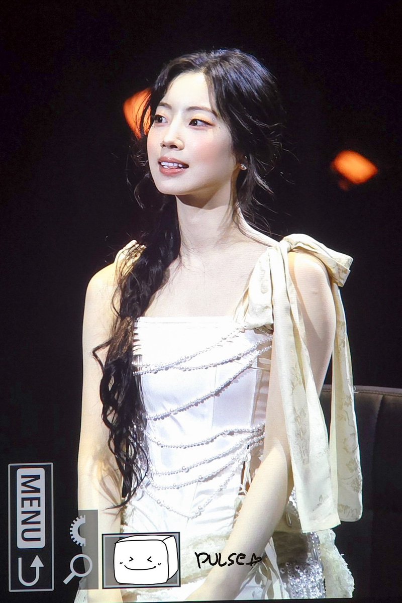 DAHYUN BASE tweet media