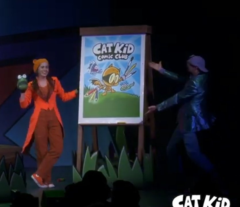 ymisfavoritos's tweet photo. Como nadie habla del musical de lil'petey (cat kid comic club: musical) hago dibujo referencia🎵⚡️  >:D
(Honestamente me encanta ese saco que lleva lil'petey qwq✨️💖🧡🥺)
#dogmantwt #CatKidMusical 
#dogmanfanart #lilpetey https://t.co/dzTOC0kCax