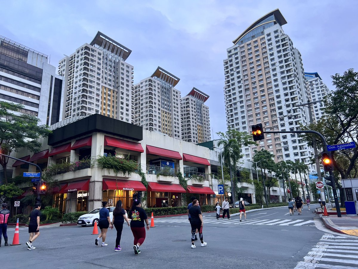 Araneta City tweet media