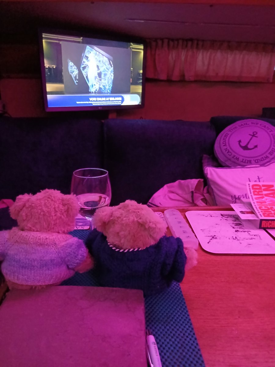 Captain Ted & crew tweet media