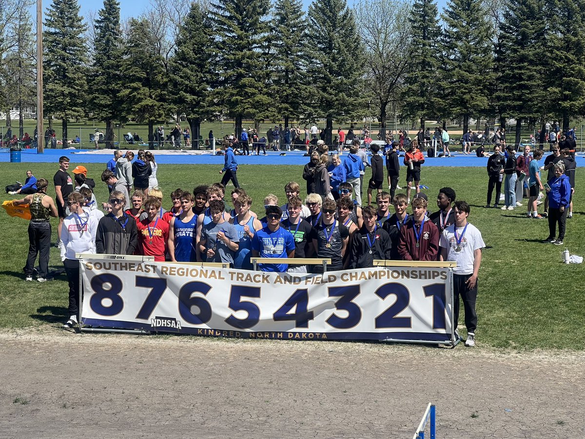 OstbyCoach's tweet photo. Congratulations to all the place winners today in Kindred. Big shout out to RaeShaun for beating another school record! Beat it in the 200 with a time of 22.47 https://t.co/M8N2AjXPlP