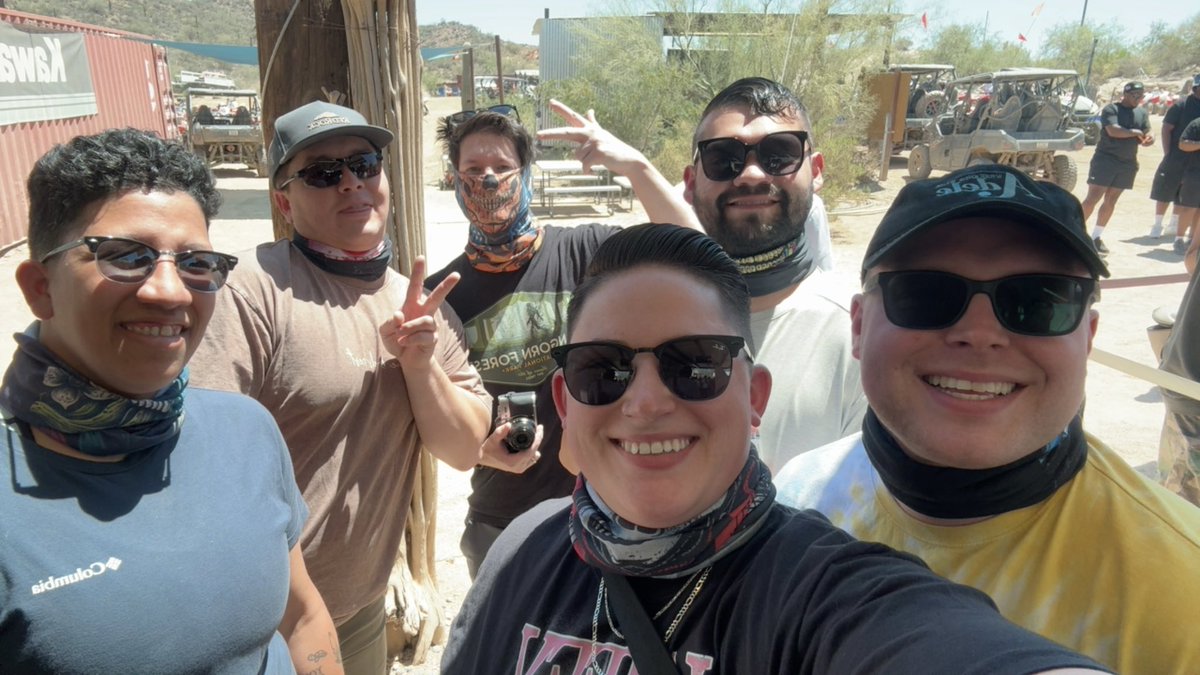 Bigbeth13's tweet photo. Some daydreamers went off roading today! 🎉✨ https://t.co/gAO2VL7iaG