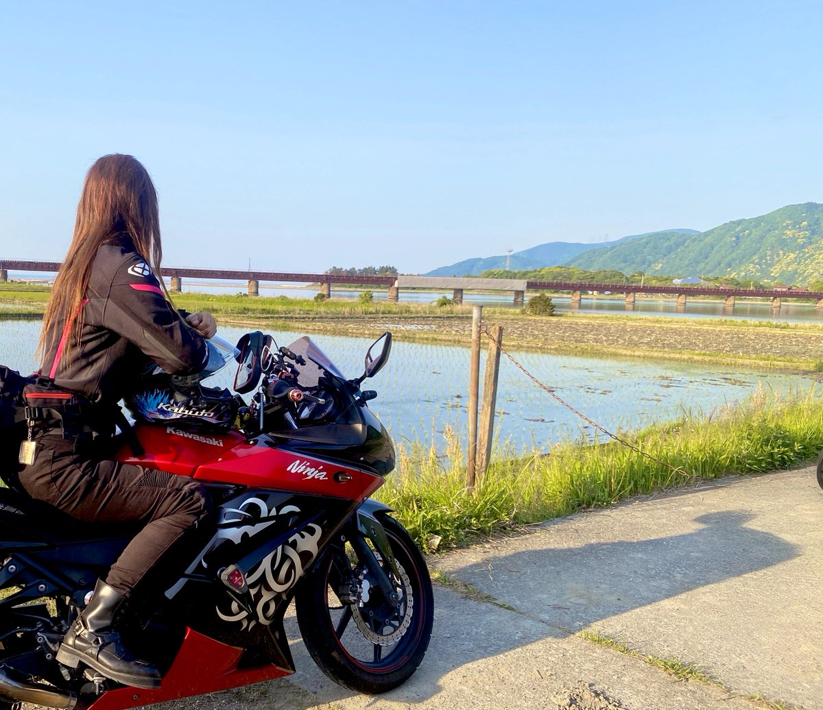 ⋆︎·̩͙⿻gooϑ✩︎mơяñΐng⿻·̩͙⋆︎。 月曜日は飛行機とバイクを 撮影