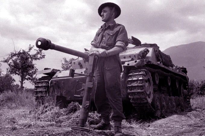Tank Archives tweet media