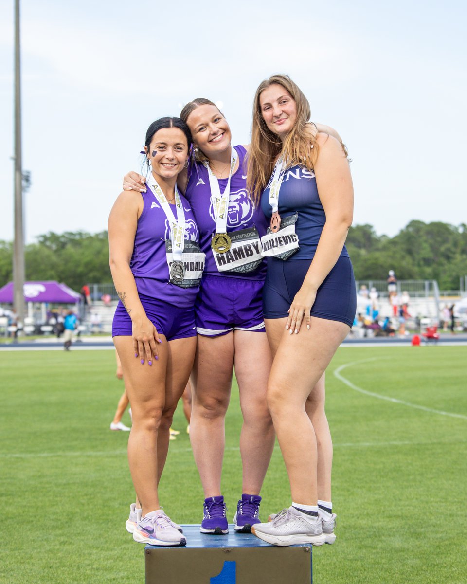 UCAXCTF's tweet photo. ✌️ Bears, Sadie Hamby and Madisyn Crandall, earn podium finishes in the Javelin throw with gold and silver medals! 🥇🥈

#BearClawsUp https://t.co/KoMpUsJhHp