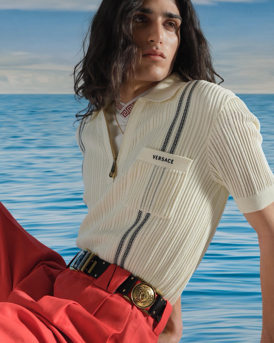 VERSACE tweet media