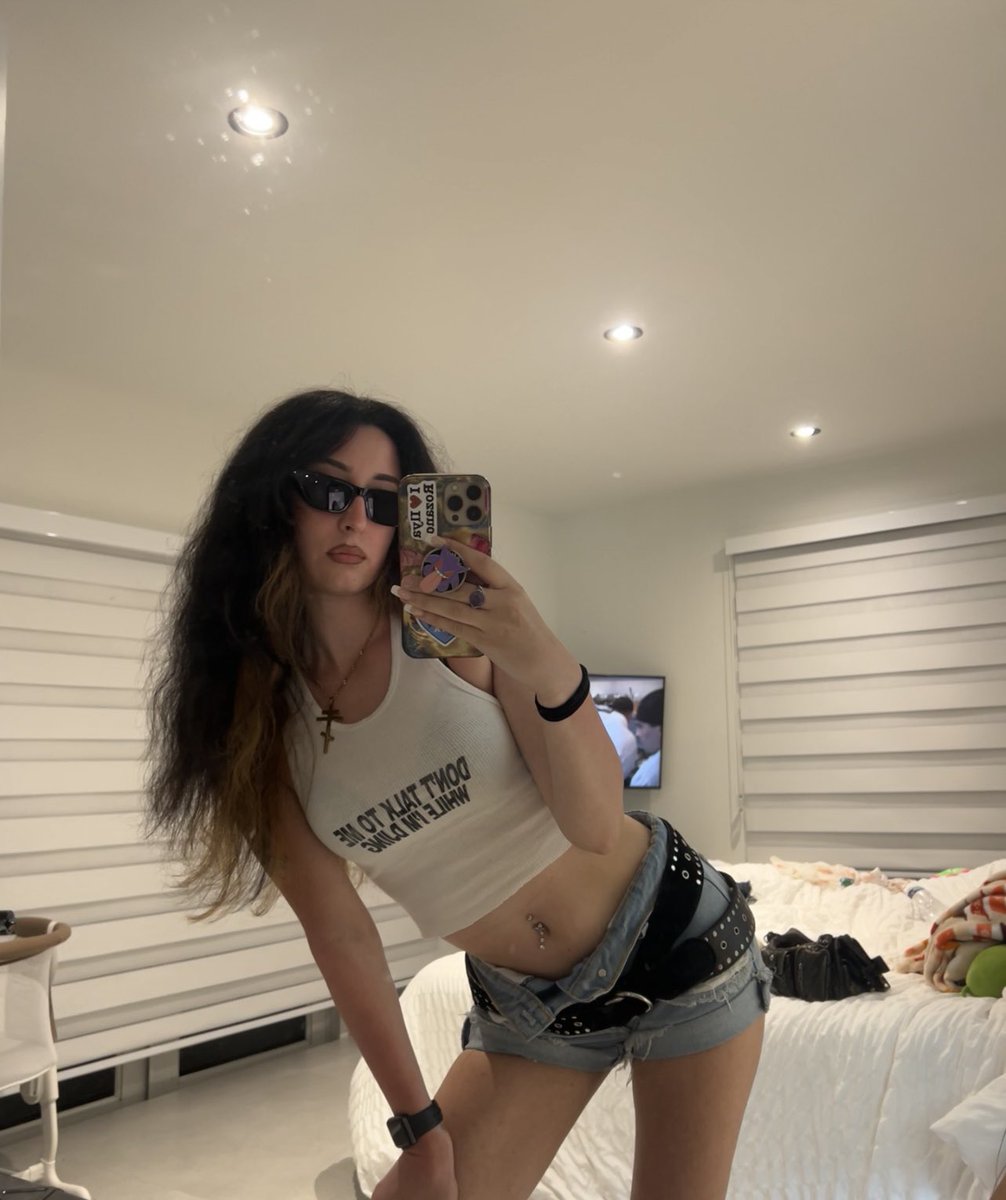🌞 𝐥𝐢𝐳𝐳𝐢𝐞 tweet media