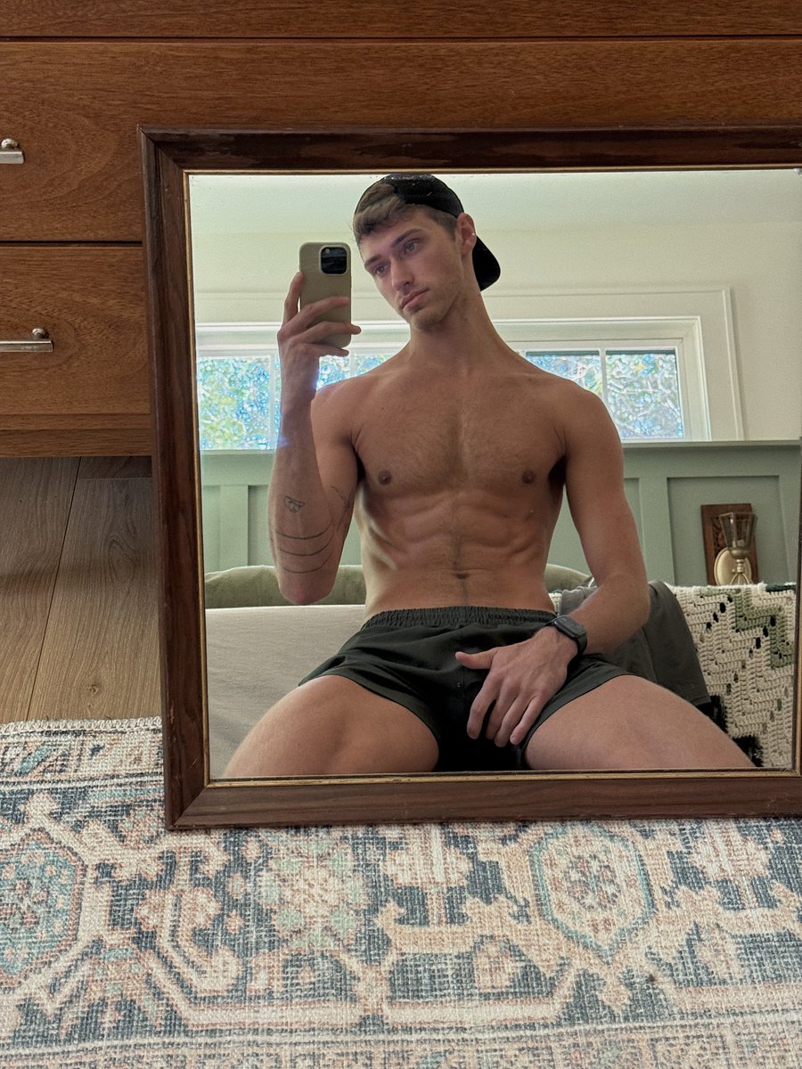 Jacob 💛 tweet media