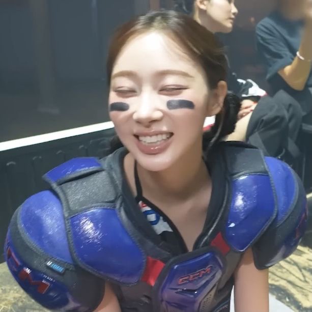 dolluchinaga's tweet photo. she is made of sugar spice and everything nice 😭😭😭💔💔💔 https://t.co/j8YJbIf2ZT