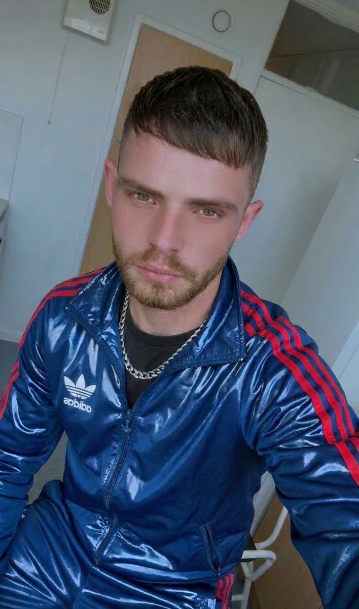 shauney976's tweet photo. #gay #scally #gayuk #gaycav #newaccount https://t.co/Vitiu5pIpE