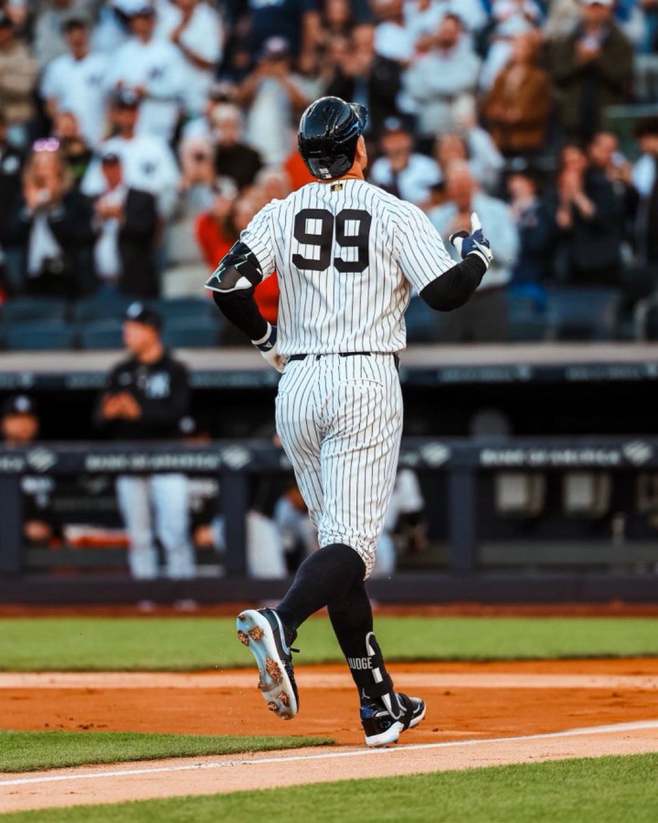 Yankees Pod 🎧 tweet media