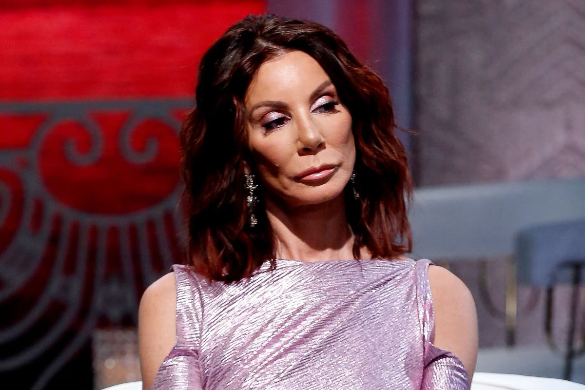 BravoByKaeleb's tweet photo. #RHONJ S15 is currently filming and danielle staub &amp; jennifer aydin deserve to be there!

andy’s hate for these women will just end up stopping new jersey from being great again https://t.co/wv27HK0RtD