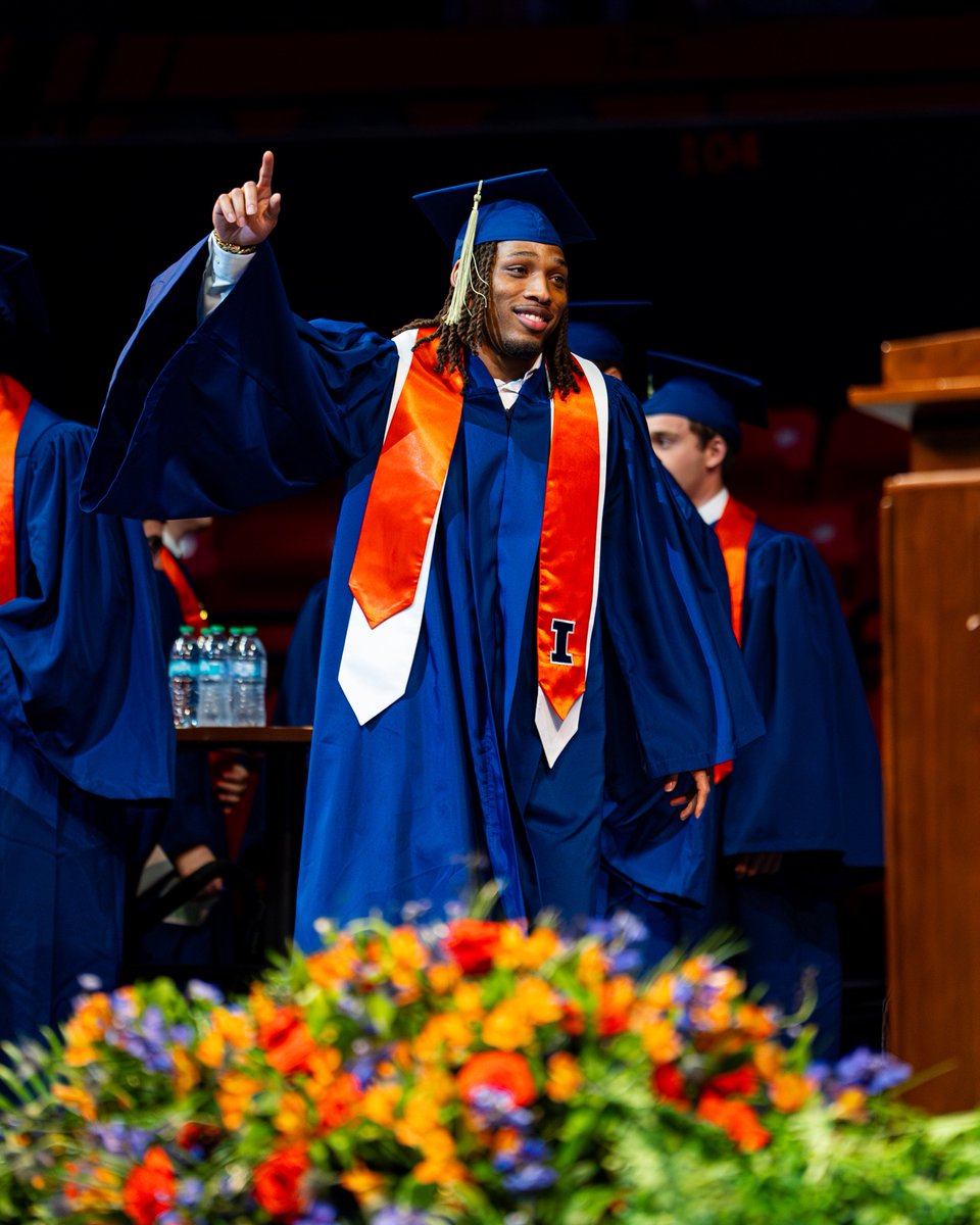 Illinois Football tweet media