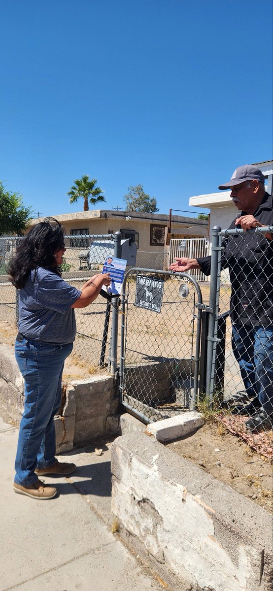 NVAFLCIO's tweet photo. Weekend door knocking for @EdgarFloresNV — a true champion of labor who is one of the few legislators to receive a 100% score on the Nevada State AFL-CIO legislative scorecard. 💪🏻

Early voting begins one week from today! 🗳️ https://t.co/oEE9O7XS4n