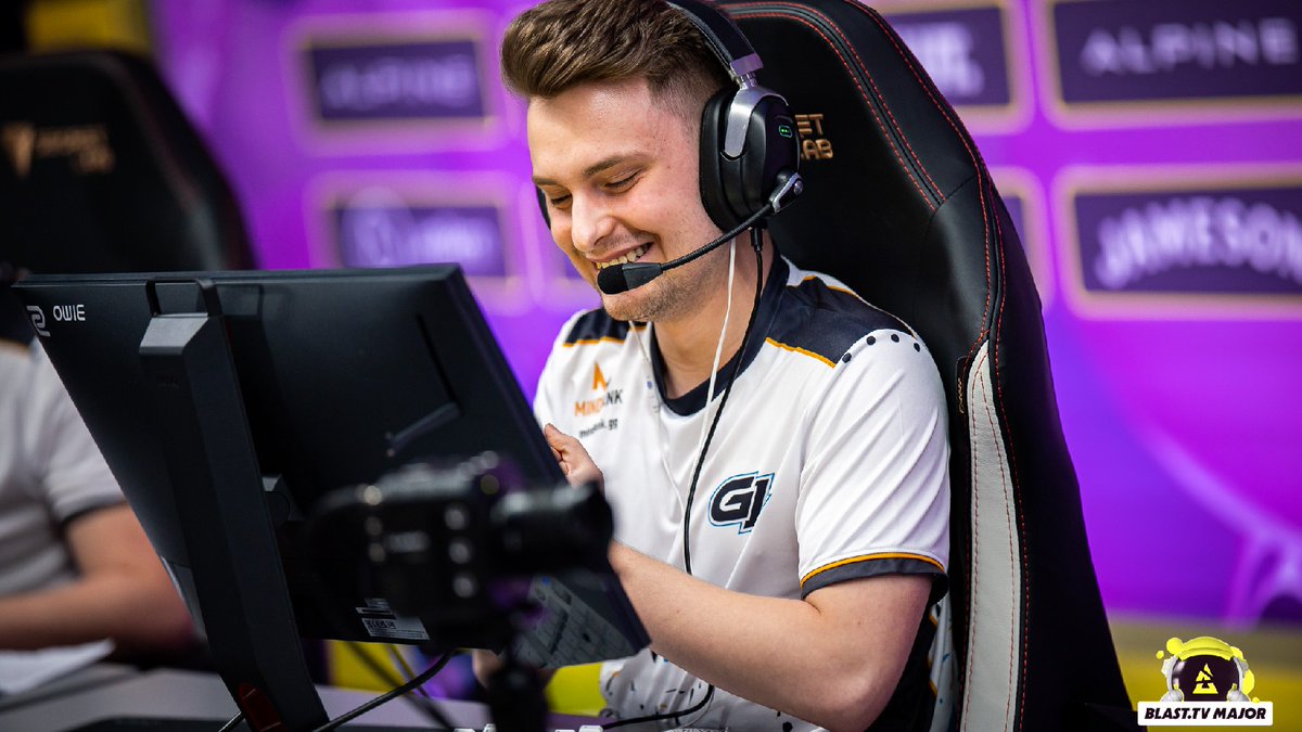 SkinBetHub tweet media