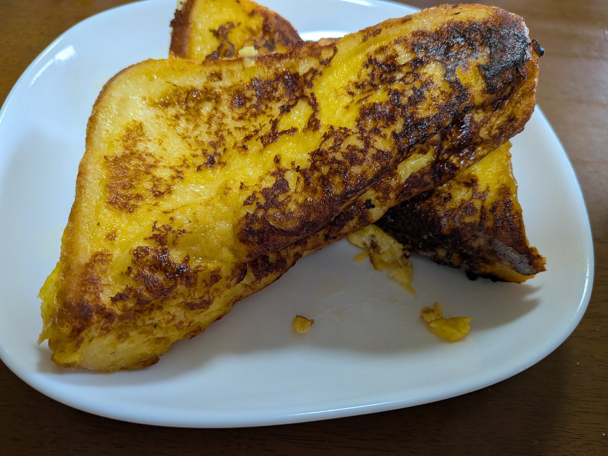 久しぶりにフレンチトースト🇫🇷作ったら、フライパンにくっついていて